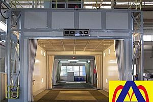 移動噴漆室是漆霧凈化設(shè)備，使用效果杠杠的！